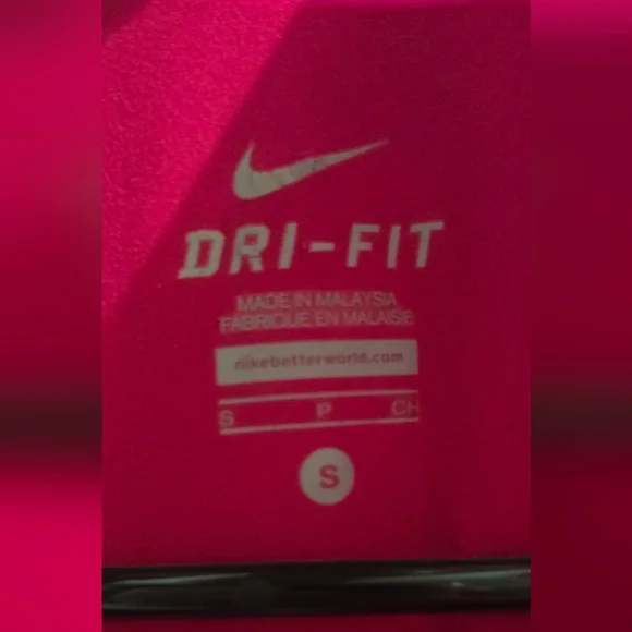 Nike Dri-Fit Half-Zip Pullover in Pink - Picture 4 of 4